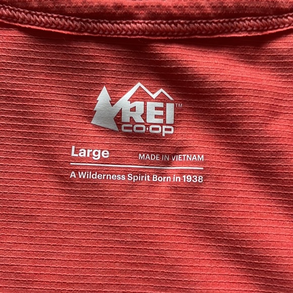 REI Tank - Picture 2 of 3